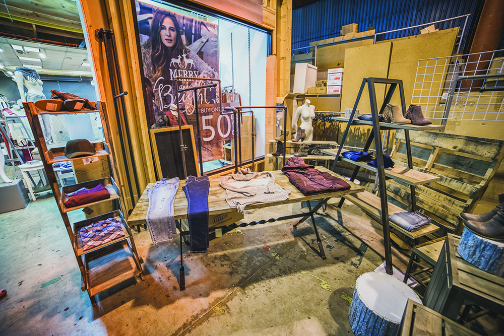 brick-and-mortar-mickey-quinn-vanity